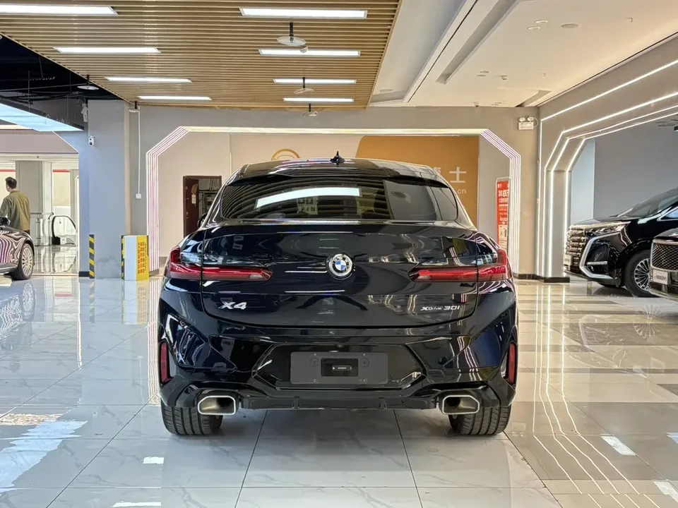 BMW X4 BMW X4 2022 xDrive 30i M Sport Package 2024 — thumbnail 2