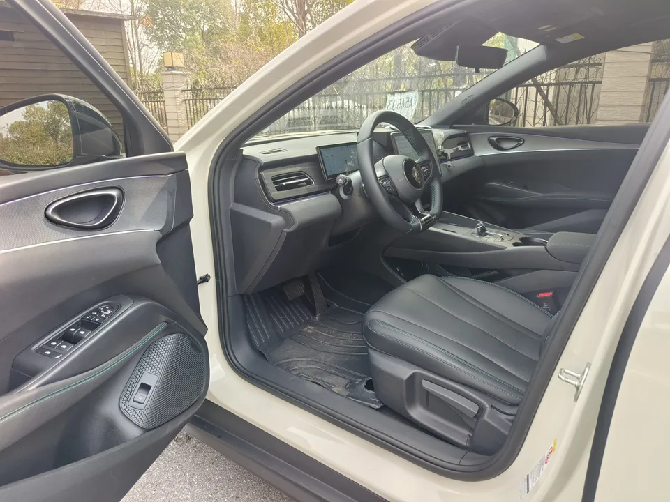 BYD Seal 06DM Intelligent Driving Edition DM-i 80KM Premium Edition 2025 — миниатюра 4