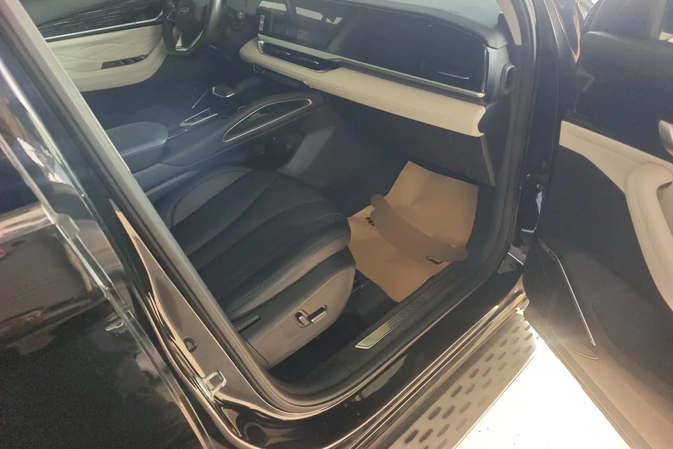 Geely Monjaro 2.0TD High Power Automatic 2WD Flagship Model 2023 — миниатюра 2
