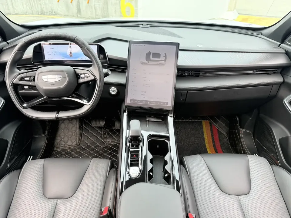 Geely Atlas Boyue COOL 1.5T Smart 2023 — миниатюра 3