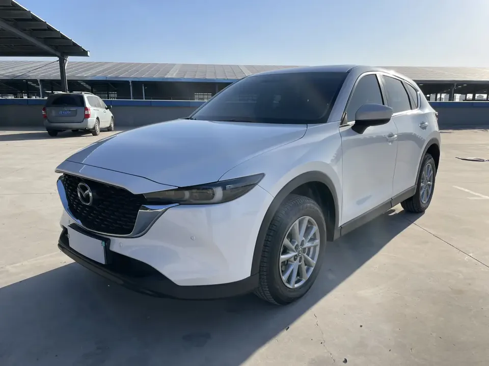 Mazda CX-5 Mazda CX-5 2022 2.0L Automatic 2WD Smart Model 2023 — photo 1, buy with delivery to Moscow