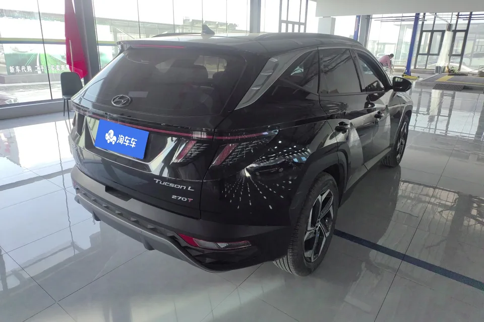 Hyundai tucson l Tucson 2023 Tucson L 1.5T DLX 2WD Luxury Edition 2023 — миниатюра 3