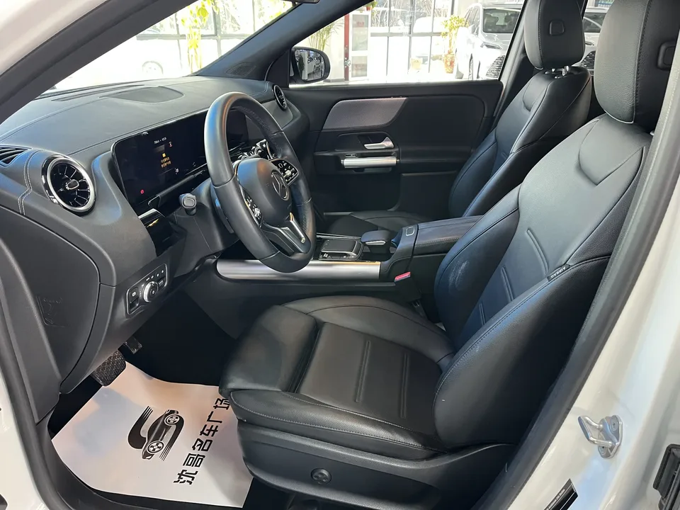 Mercedes-Benz GLA Mercedes-Benz GLA 2022 facelift GLA 200 2023 — миниатюра 4