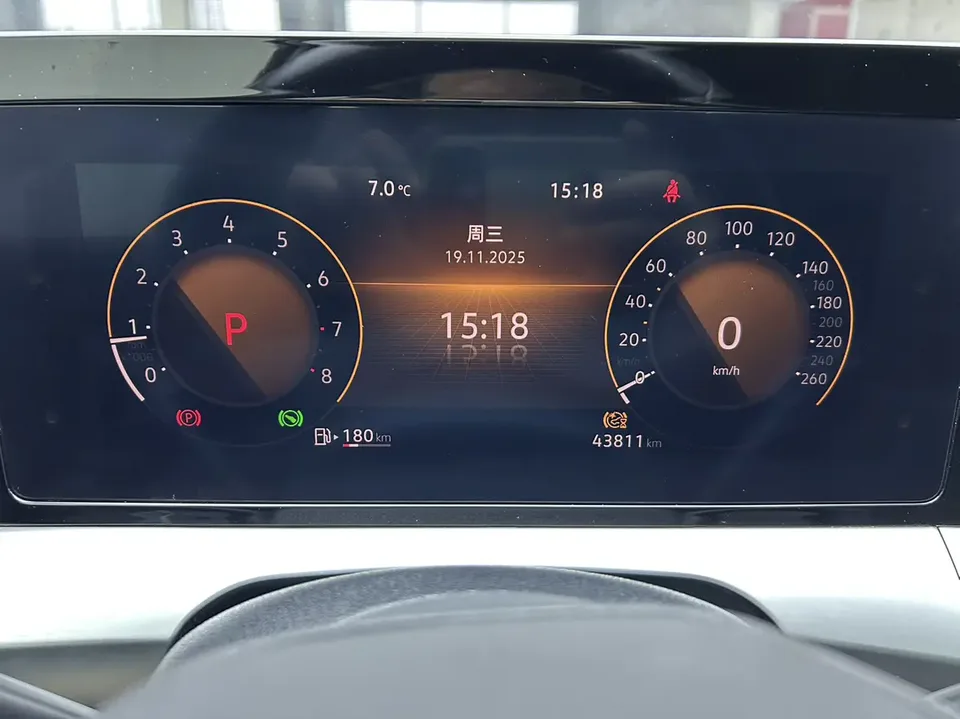 Volkswagen Lamando Lingdu Lingdu L 280TSI DSG Hot Edition 2023 — миниатюра 4