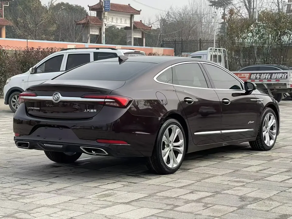 Buick LaCrosse LaCrosse 2022 Aivia 2.0T Early Access Model 2023 — миниатюра 2