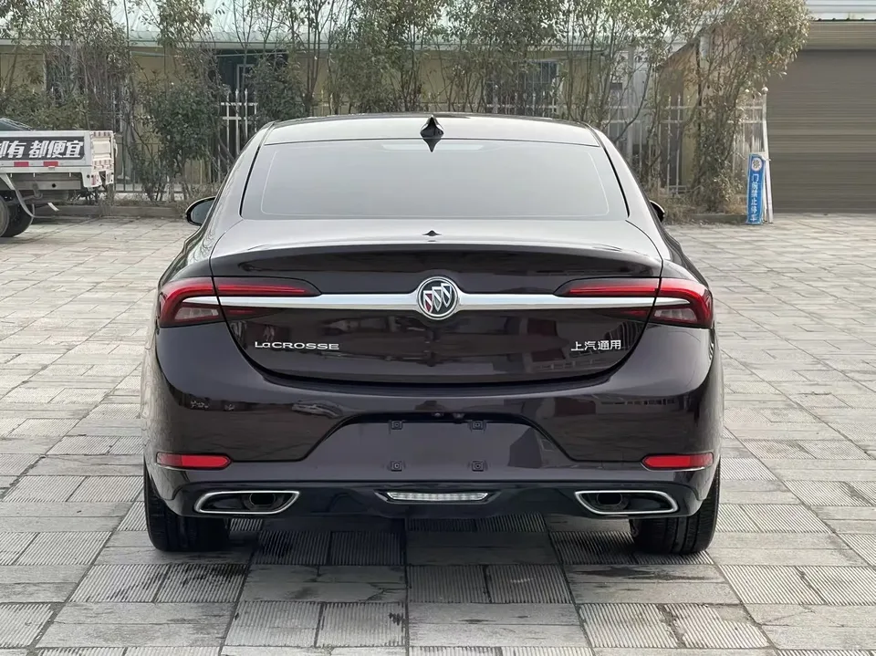 Buick LaCrosse LaCrosse 2022 Aivia 2.0T Early Access Model 2023 — миниатюра 4