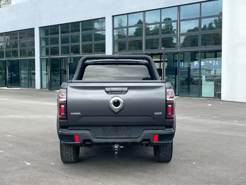 Great Wall gun off-road version 2.0T diesel automatic four-wheel drive high-end version GW4D20M 2024 — миниатюра 2