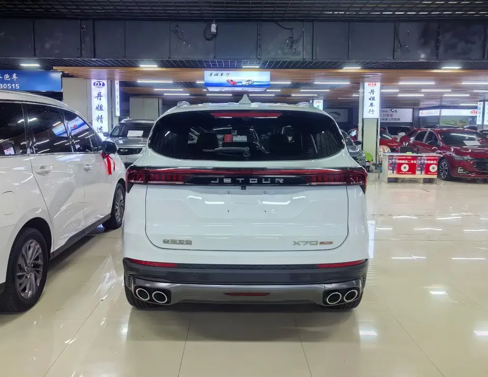Jetour Jietu X70 PLUS Champion Edition 1.5T DCT Champion MAX 5 Seaters 2024 — миниатюра 2