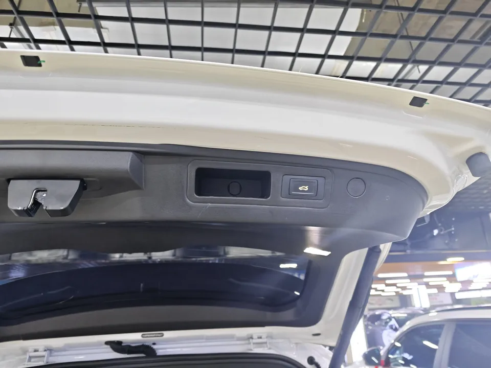Jetour Jietu X70 PLUS Champion Edition 1.5T DCT Champion MAX 5 Seaters 2024 — миниатюра 3