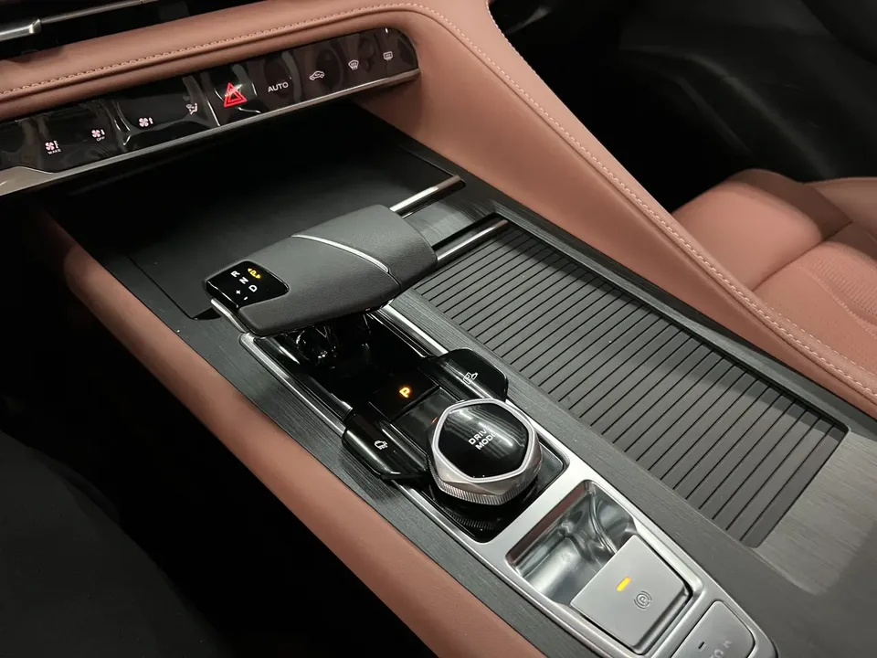 Changan CS75PLUS Third Generation Champion Edition 1.5T Automatic Cruise 2025 — миниатюра 4