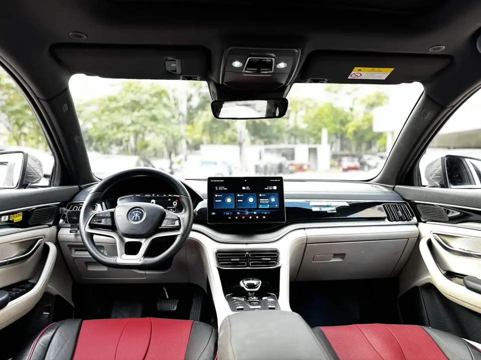 BYD Song PLUS DM DM-i 110KM 2WD flagship model 2023 — миниатюра 4