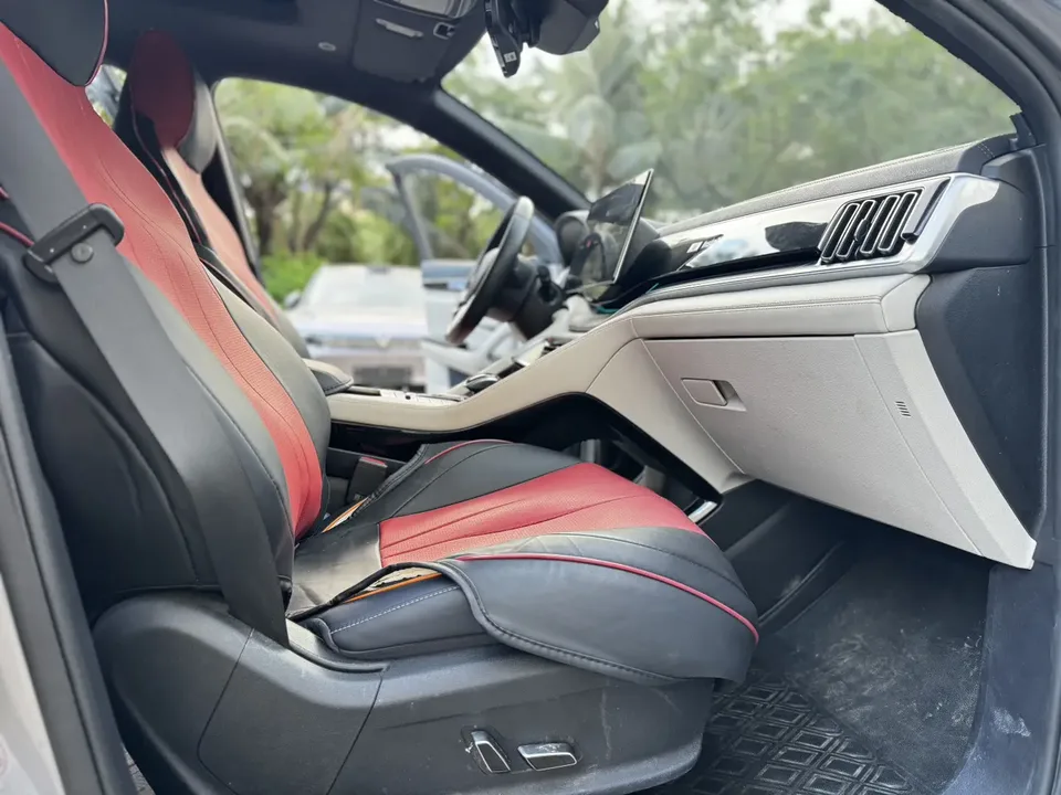 BYD Song PLUS DM DM-i 110KM 2WD flagship model 2023 — миниатюра 5