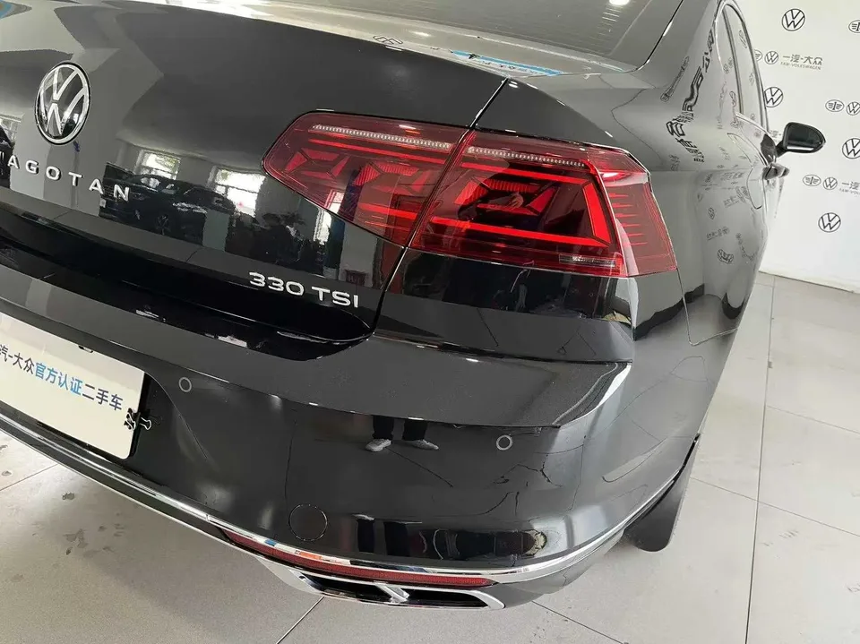Volkswagen Magotan Magotan 2023 2 millionth anniversary edition 280TSI DSG leading model 2024 — thumbnail 5