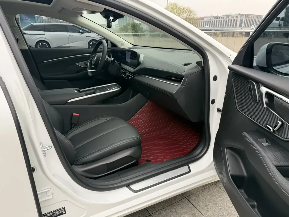 Buick LaCrosse 28T Automatic Premium Edition 2024 — миниатюра 3