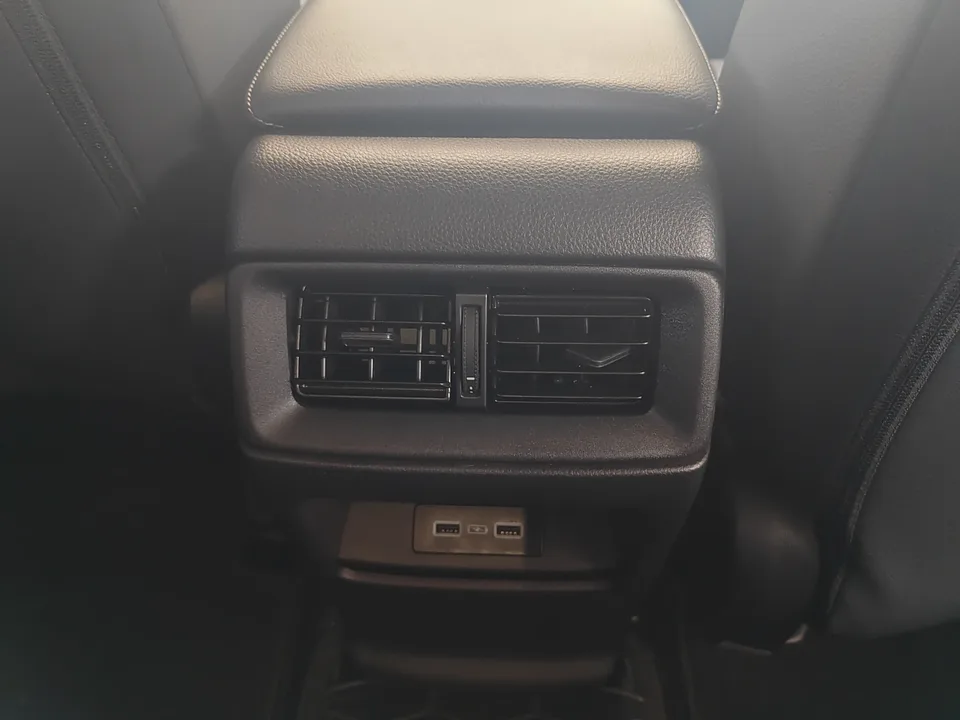 Honda CR-V Honda CR-V 2023 240TURBO CVT 2WD 5-seater version 2023 — миниатюра 4