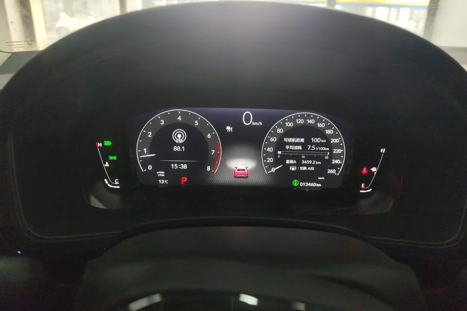 Honda Integra 240TURBO CVT Leading Edition 2023 — миниатюра 4