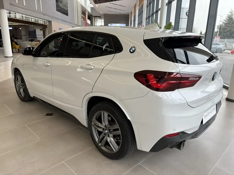 BMW X2 BMW X2 2023 sDrive25i M Off-Road Package 2023 — миниатюра 4