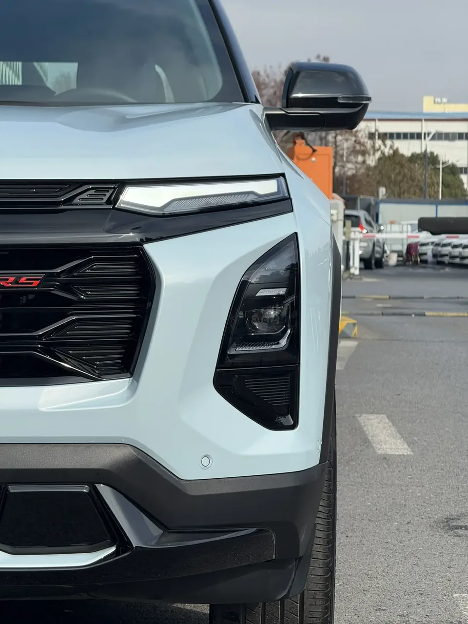 Chevrolet Equinox Plus 1.5T 102km RS Ultimate Edition 2026 — миниатюра 2