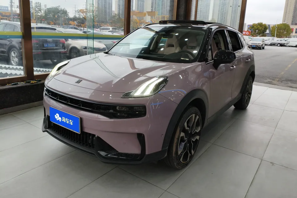 Lynk & Co 06 2023