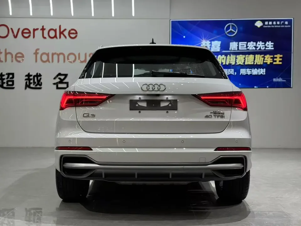 Audi Q3 Audi Q3 2022 40 TFSI Fashionable and Dynamic 2023 — миниатюра 5