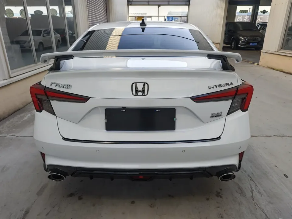 Honda Integra 240TURBO CVT Leading Edition 2023 — миниатюра 2