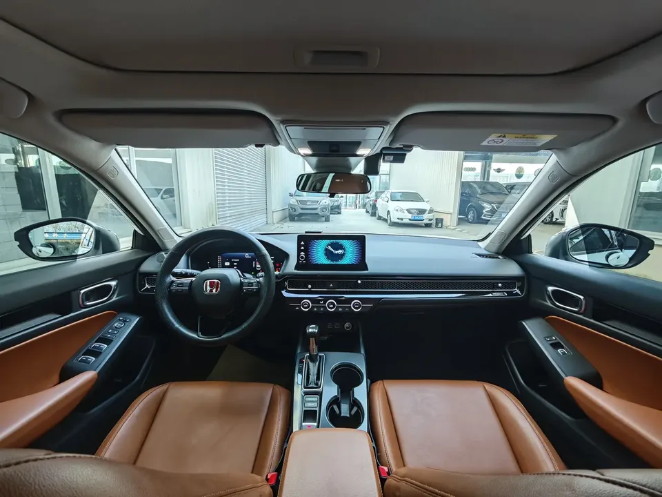 Honda Integra 240TURBO CVT Leading Edition 2023 — миниатюра 5