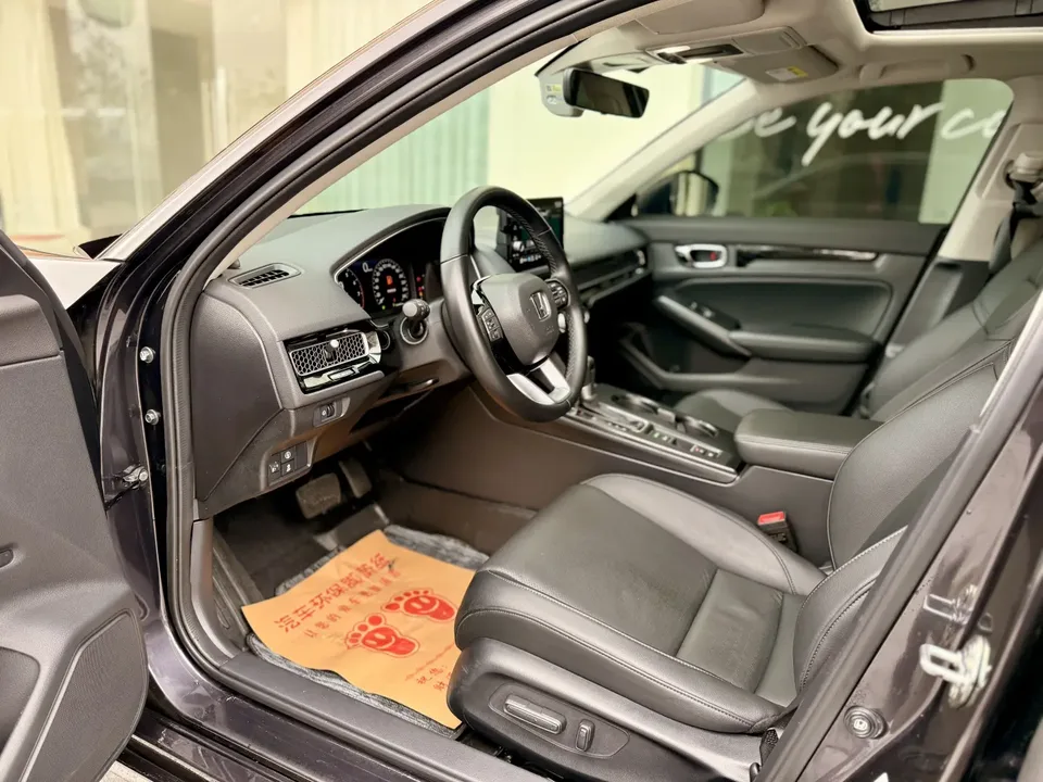 Honda Integra 240TURBO CVT Deluxe Edition 2024 — миниатюра 5