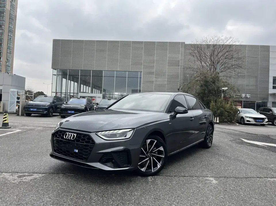 Audi a4 l 2023