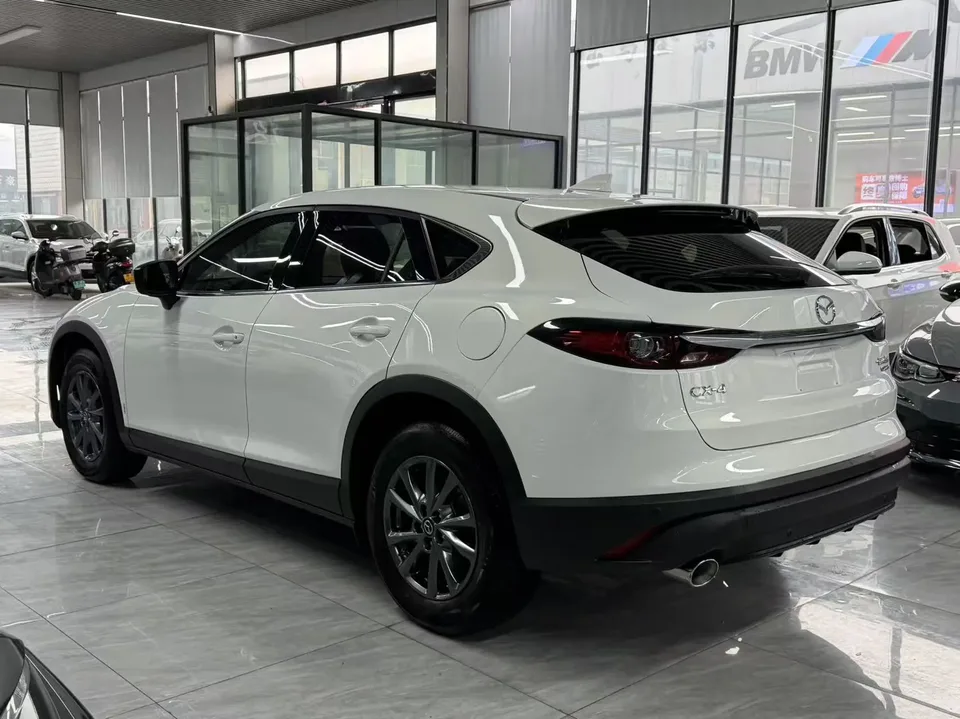 Mazda CX-4 Mazda CX-4 2021 2.0L 2WD Blue Sky Vitality Edition 2023 — thumbnail 3