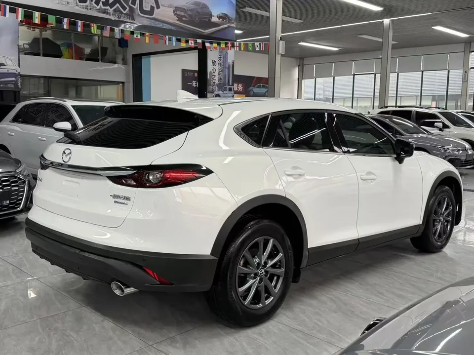 Mazda CX-4 Mazda CX-4 2021 2.0L 2WD Blue Sky Vitality Edition 2023 — thumbnail 5