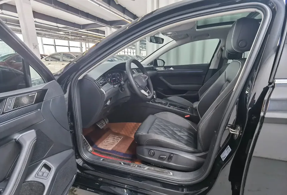 Volkswagen Magotan PHEV Magotan GTE 2022 luxury model 2023 — миниатюра 5
