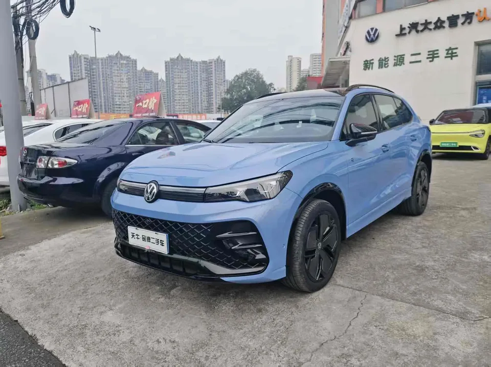 Volkswagen Tiguan L 2024