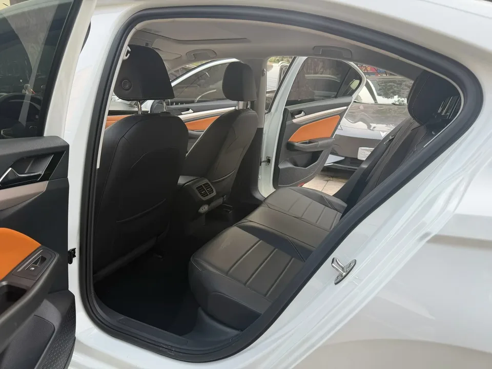 Volkswagen Bora Bora 2023 200TSI DSG Joy-Drive PRO Edition 2023 — миниатюра 3