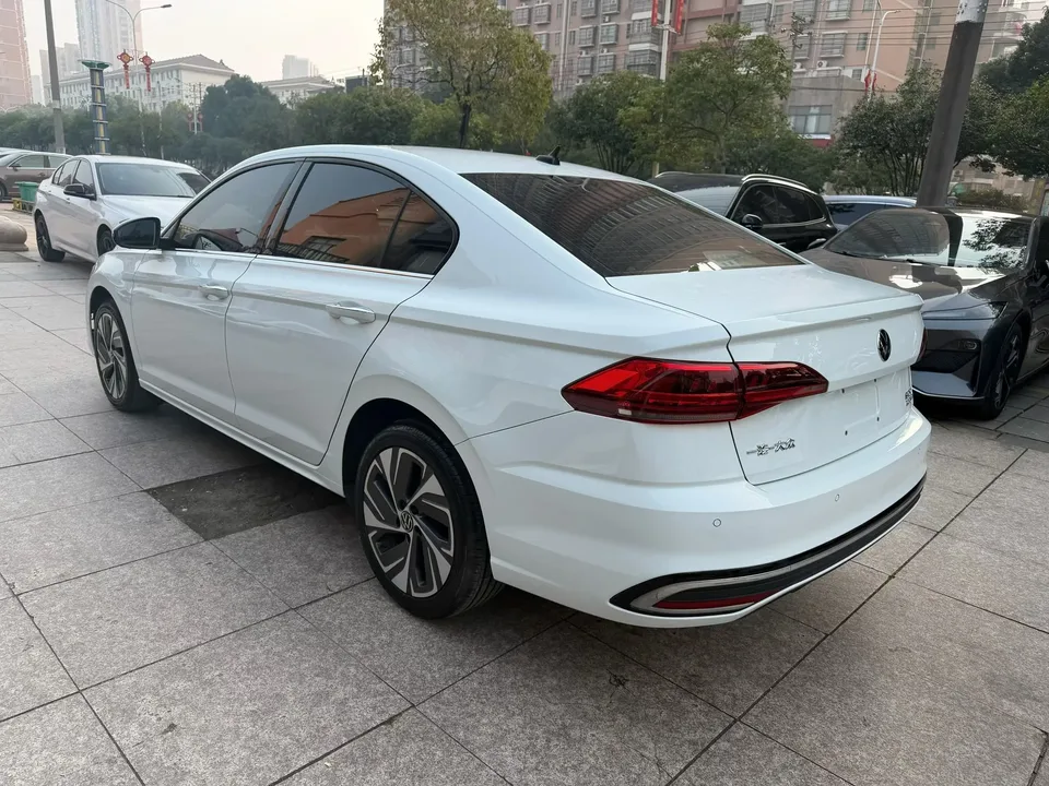 Volkswagen Bora Bora 2023 200TSI DSG Joy-Drive PRO Edition 2023 — миниатюра 4