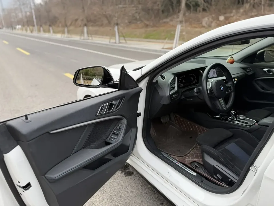 BMW 2 Series 225i Four-Door Coupe M Sport Package 2023 — миниатюра 4