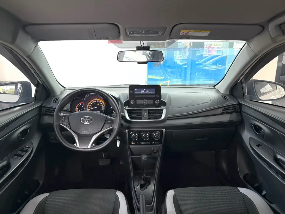 Toyota Yaris L Yaris L 2022 YARiS L is the 2022 1.5L CVT leading PLUS version 2022 — thumbnail 4