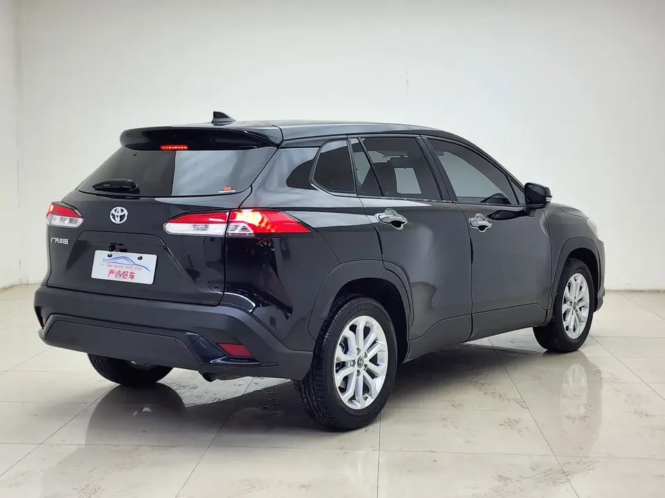 Toyota Frontlander 2.0L CVT Elite Edition 2023 — миниатюра 2