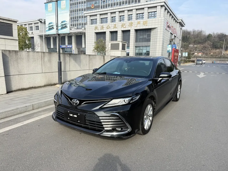 Toyota Camry 2022