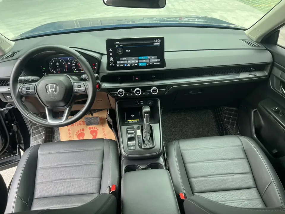 Honda CR-V Honda CR-V 2023 240TURBO CVT 2WD Smart 5-seater Edition 2023 — миниатюра 3