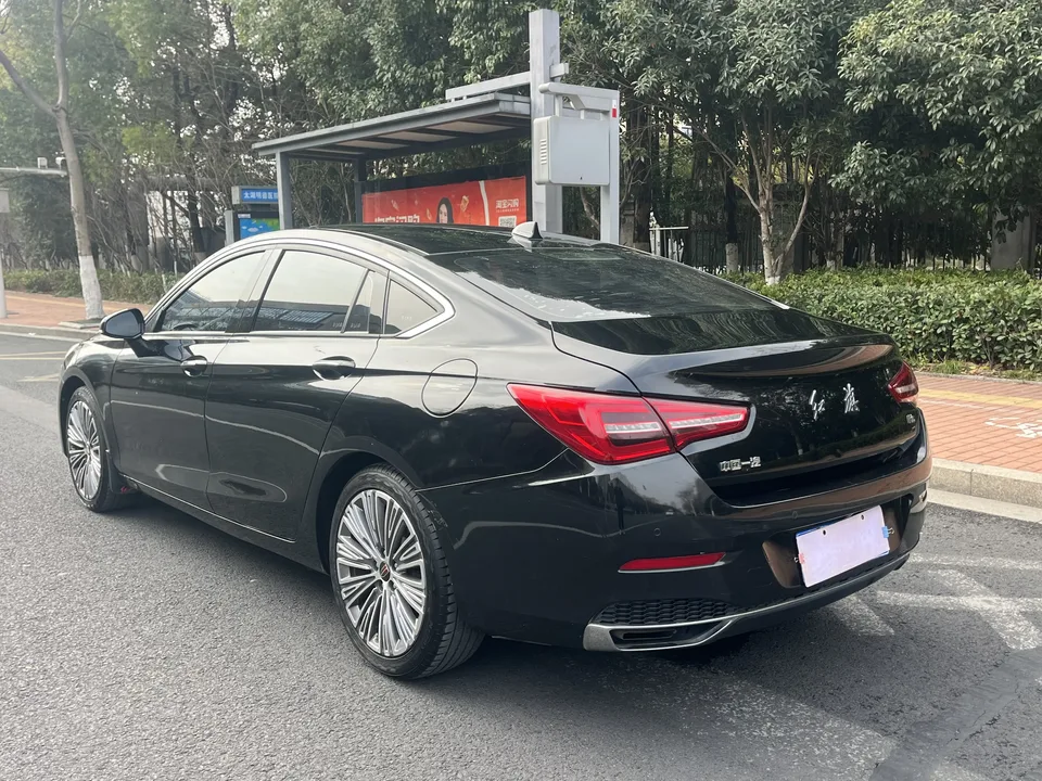 Hongqi H5 classic Hongqi H5 Classic 2022 Classic 1.5T DCT Flag Rhyme Edition 2022 — миниатюра 4