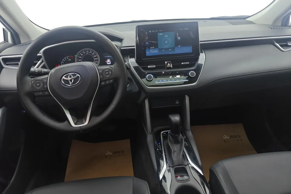 Toyota CorollaCross 2.0L Exclusive Edition 2022 — миниатюра 4