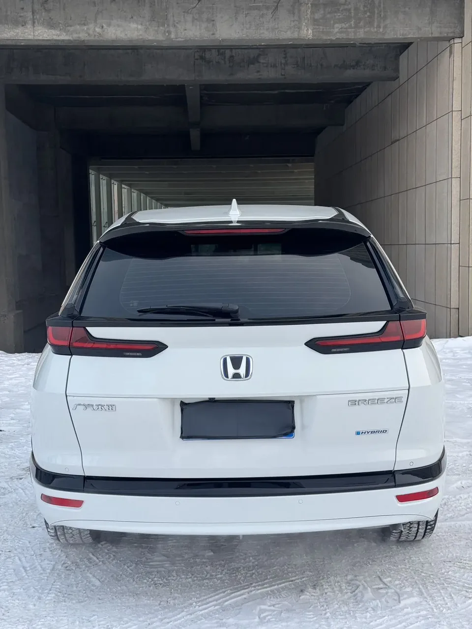 Honda Breeze RuiHybrid 2.0L 2WD Deluxe Edition 2023 — миниатюра 5