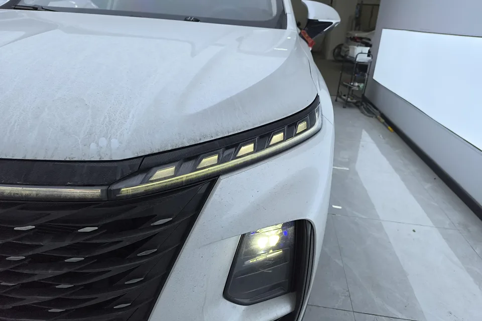 Roewe RX5 MAX Roewe RX5 MAX 2022 1.5T Automatic Deluxe Edition 2023 — миниатюра 2
