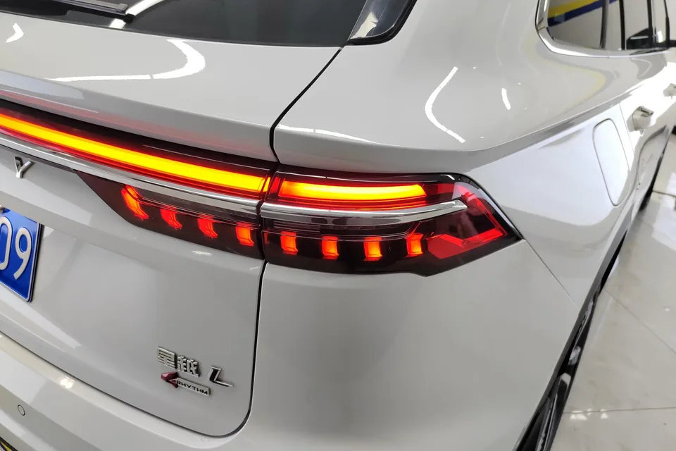 Geely Monjaro 2.0TD High-power Automatic 4WD Flagship Model 2022 — миниатюра 5