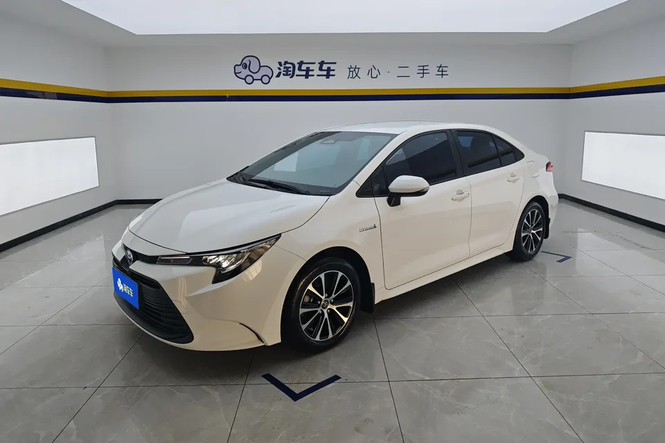 Toyota Levin Lei Ling 2023 Corolla Hybrid 1.8L Leading Edition 2024 — photo 1, buy with delivery to Moscow