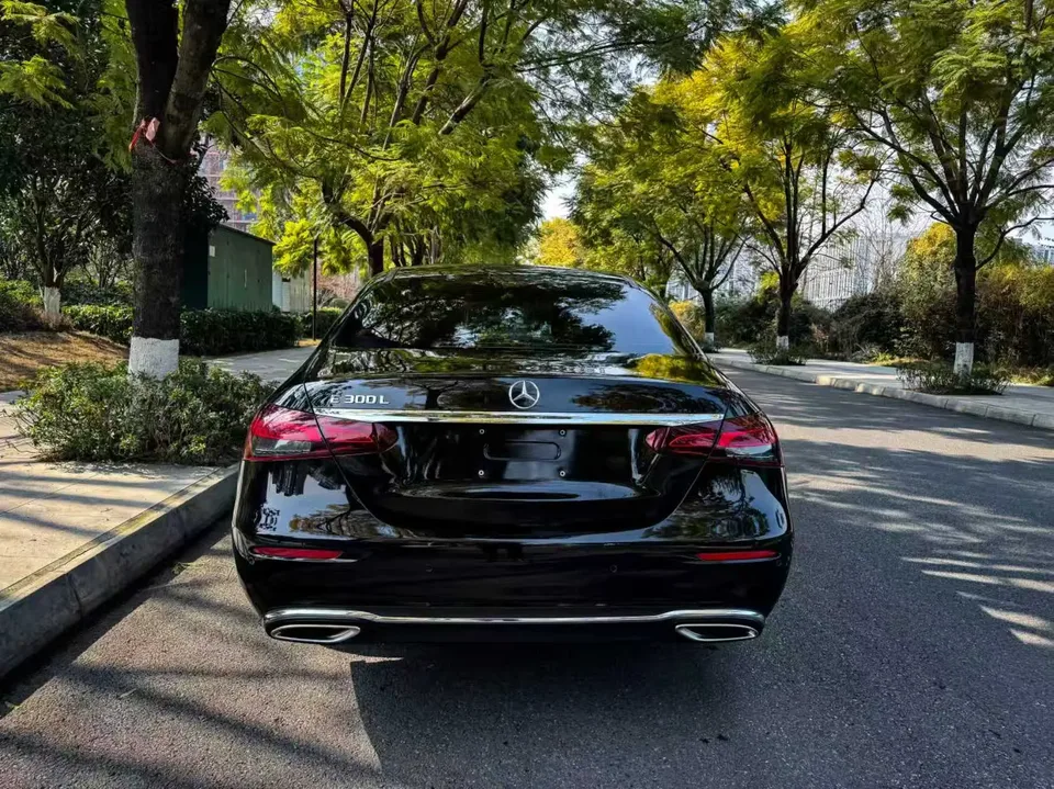 Mercedes-Benz E-Class E-Class 2022 Mercedes-Benz E-Class 2022 E 300 L stylish sedan 2022 — thumbnail 2