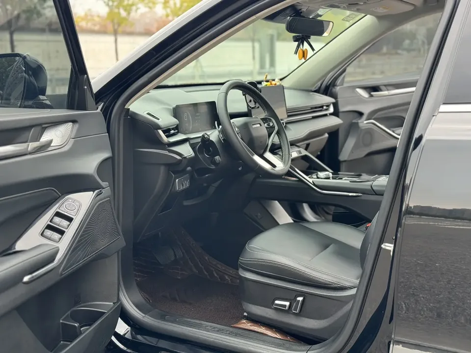 Haval H6 third generation 2.0T automatic four-wheel drive Max version 2022 — миниатюра 4