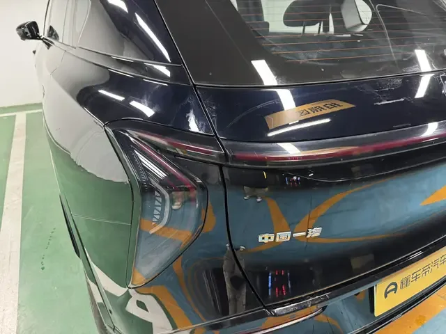 Hongqi Red Flag Tiangong 08 730 Max rear-wheel drive version 2024 — миниатюра 4