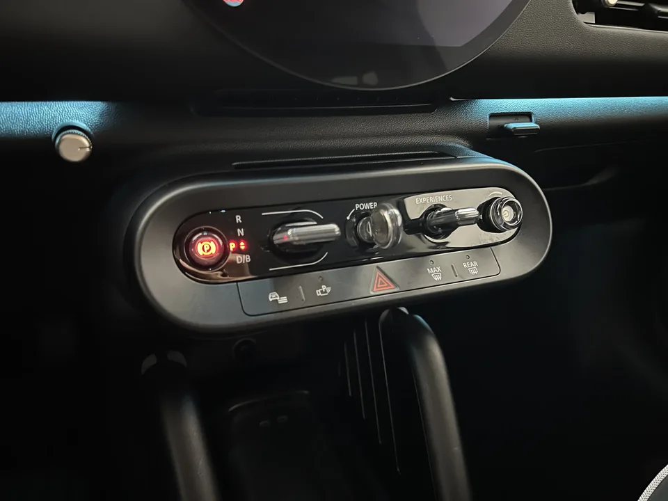 MINI electric COOPER COOPER E Classic 2025 — миниатюра 3