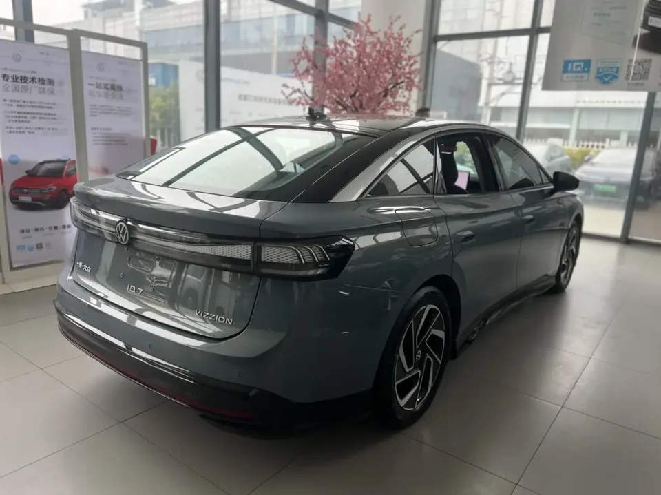 Volkswagen ID.7 VIZZION ID.7 VIZZION 2024 PRO Edition 2024 — миниатюра 3